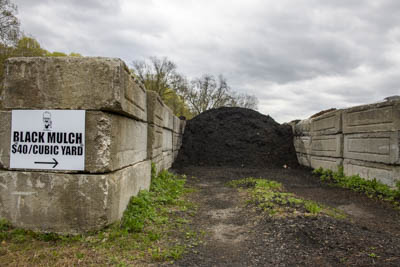 black Mulch delivered wallingford small 